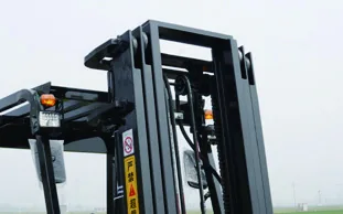 Mât renforcé du chariot élévateur électrique 2 tonnes