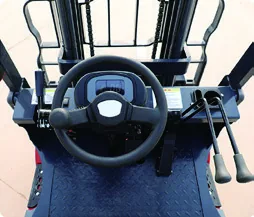 Poste de conduite du chariot élévateur électrique 2,5 tonnes